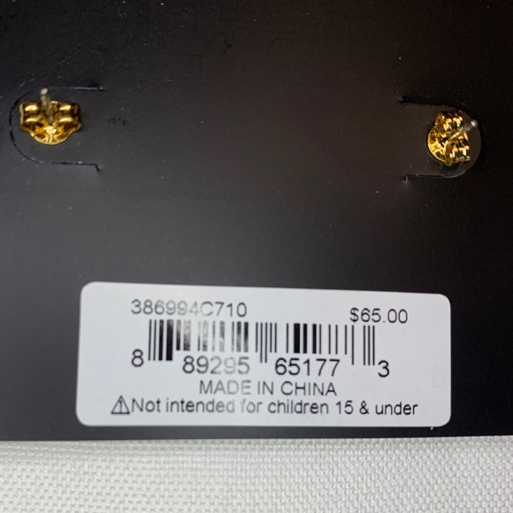 NWT! Coach Stunning Clear Faceted Crystal Post Pierced Earrings! - Picture 4 of 5